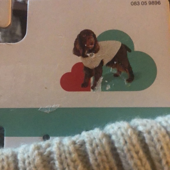 Boots & Barkley Dog or Cat Sweater Pet Apparel Beige Up to 40 lbs Size Medium - Picture 8 of 9